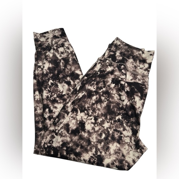 ATHLETA Salutation Jogger Size Small - Picture 4 of 6